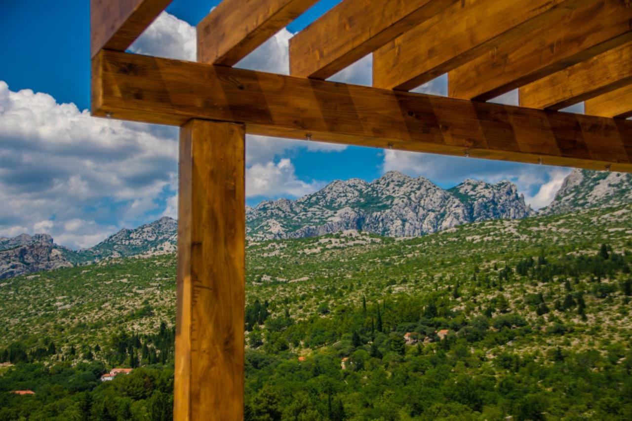 Villa Grandioza Селине Екстериор снимка